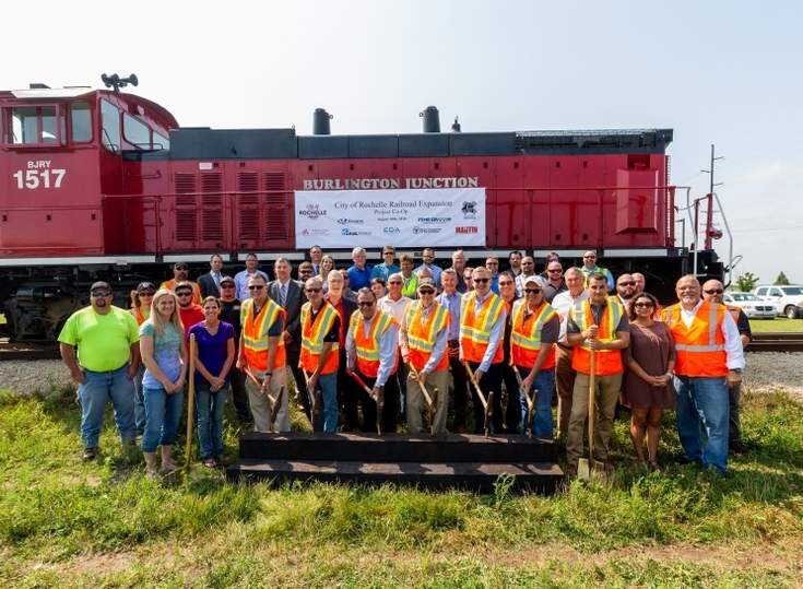 Construction begins on City of Rochelle Railroad extension project