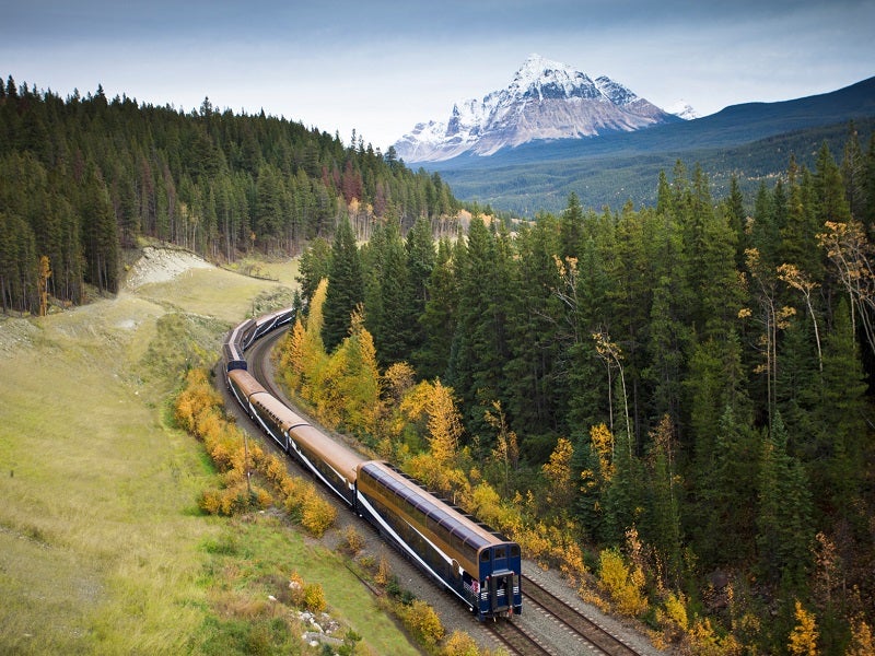 rocky mountain train tours from calgary