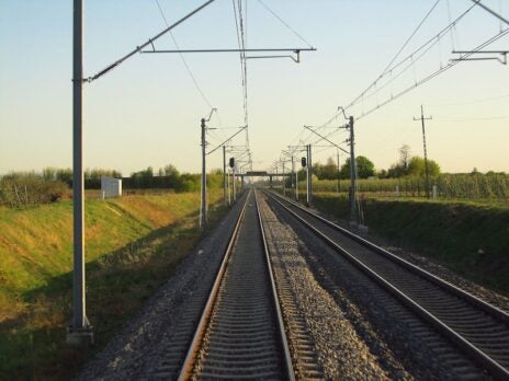 Modernisation of E-20 rail line section in Poland concludes