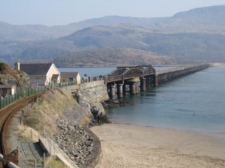 Network Rail to extend restoration works on Barmouth Viaduct
