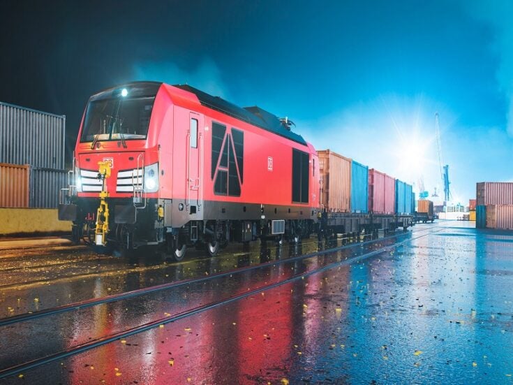 DB Cargo and DB Bahnbau to procure Siemens’ Vectron locomotives