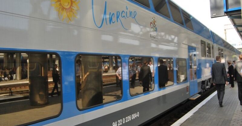 Kyiv's southern rail station hit by Russian air strike - Vimarsana News