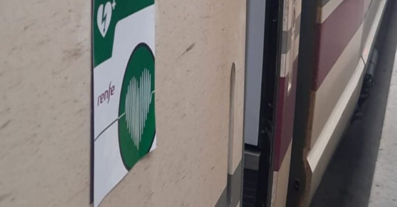 Renfe to deploy defibrillators in trains for cardiorespiratory emergency - Vimarsana News
