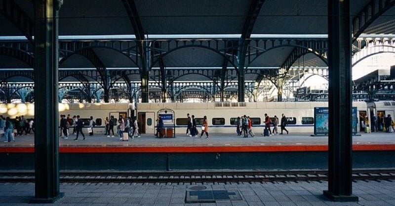 Russian forces attack six railway stations in Ukraine - Vimarsana News