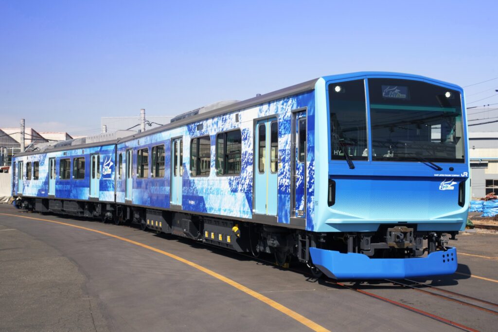 Photo of Japan’s first hydrogen fuel cell train.