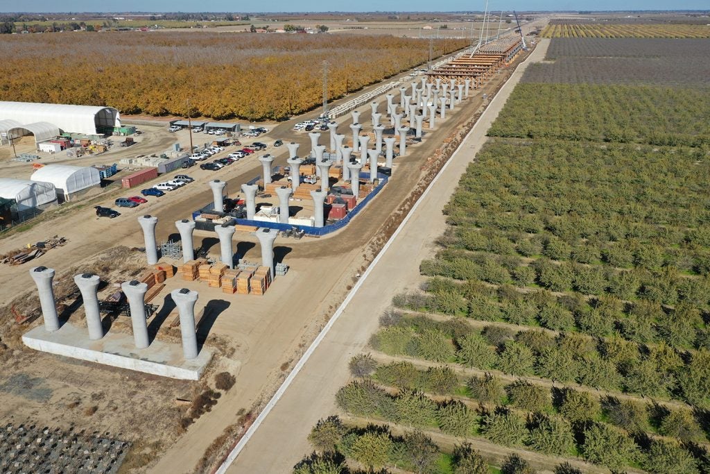 photo of the hanford viaduct under construction in the California central valley