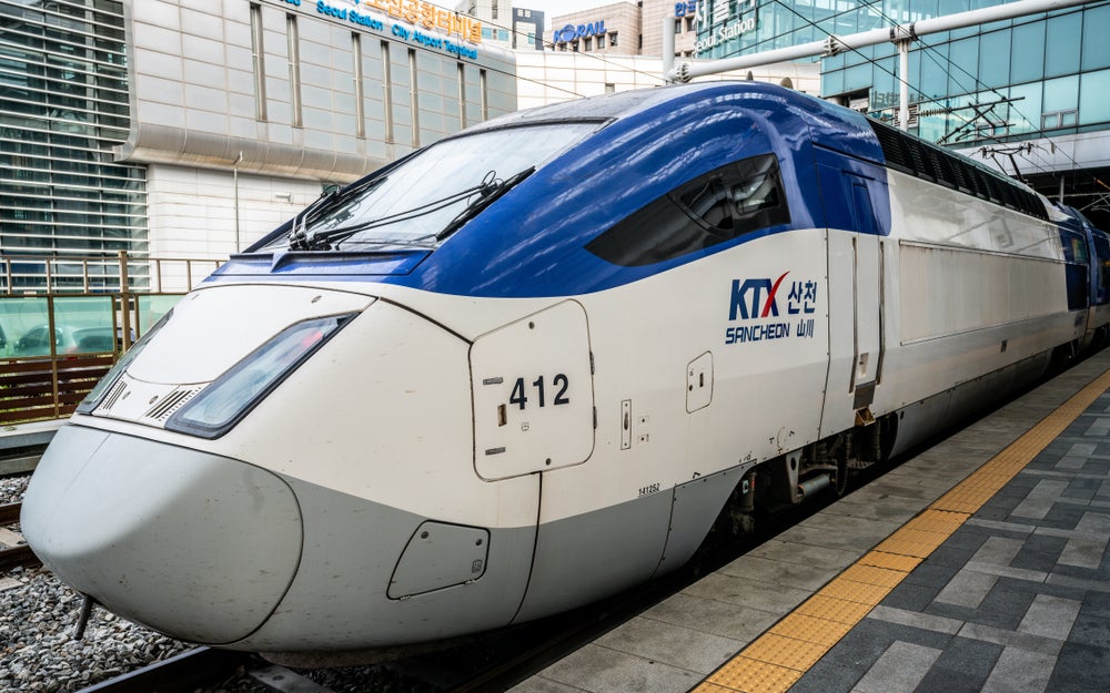A KTX-Sancheon at Seoul Station, South Korea. The original model was based on a TGV, not the Shinkansen