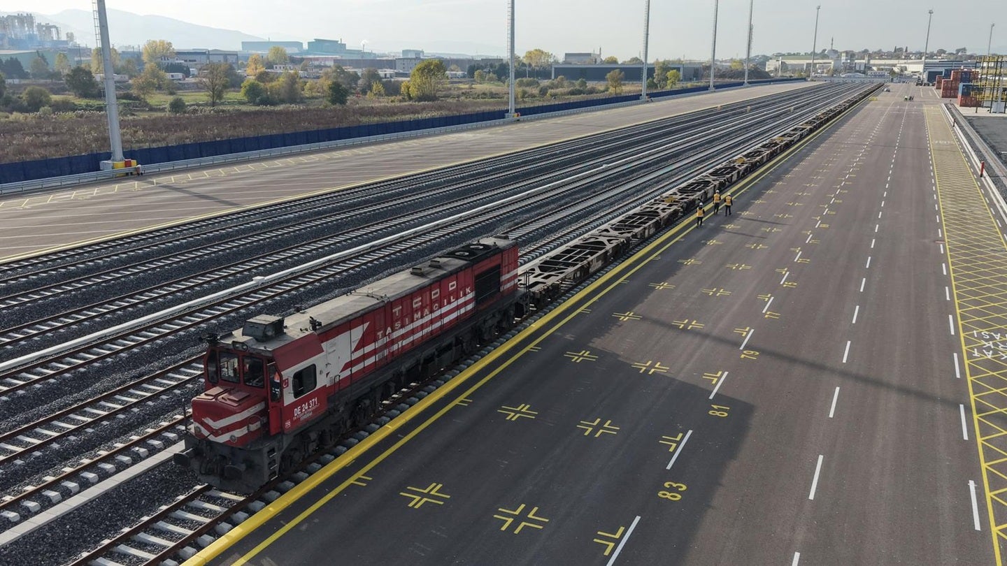 Turkish intermodal terminal Railport begins operations with first departure