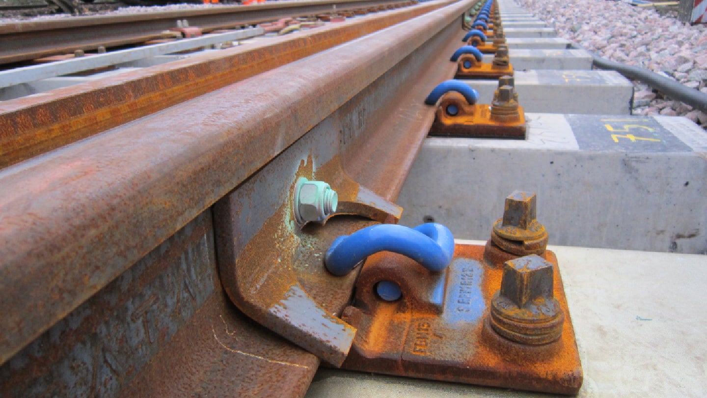 SNCF Réseau selects Vossloh for rail milling contract in France